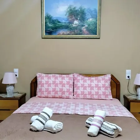 Yiannis House * Kalambaka